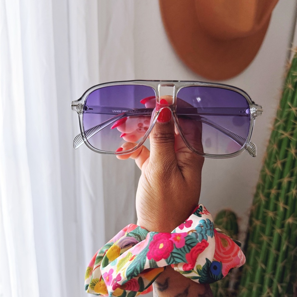 Vintage Style Aviator Sunglasses - Grey & Purple